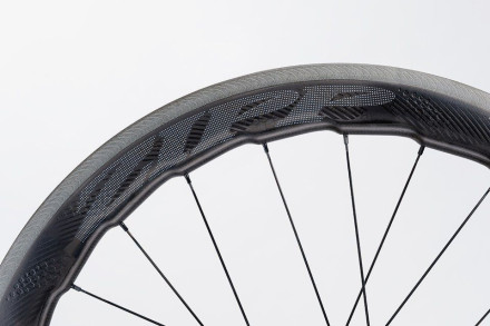 КОЛЕСО ZIPP ПЕРЕД. 454 NSW Carbon Clincher 18 spokes