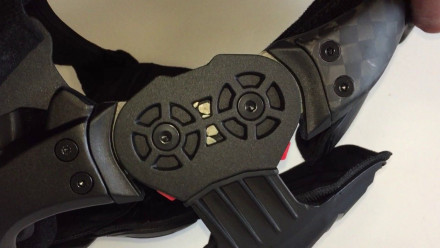 Наколенники Leatt Knee Brace C-Frame Pro [Carbon]