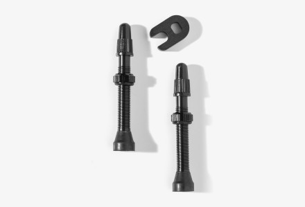 Ніпелі для безкамерки HUTCHINSON LOT DE 2 VALVES TUBELESS 44 M