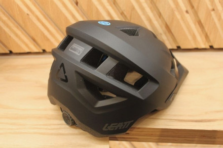 Вело шлем LEATT Helmet MTB 1.0 Mountain [Black]