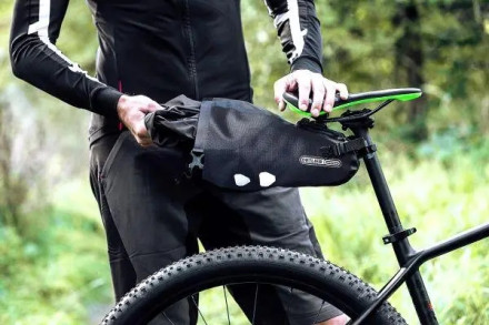 Гермосумка на подседельную трубу Ortlieb Saddle Bag Two black matt 1,6 л