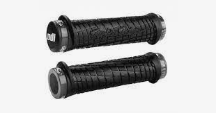 Грипсы ODI Troy Lee Designs Signature MTB Lock-On Bonus Pack Black w/Grey Clamps (черные с серыми замками)